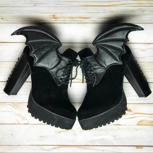 Iron Fist Dollskill Bat Wing Heeled Booties Size 8